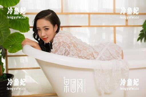 GIRLT果团网-龚玥菲 GIRLT果团网 - 龚玥菲的双马尾写真再次更新,姿势好可爱呀!