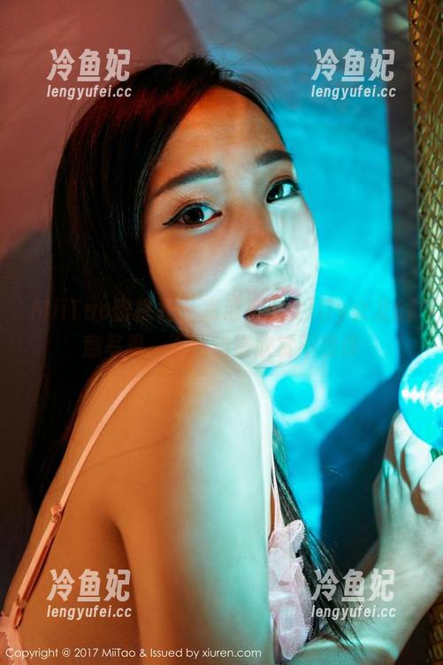 MiiTao蜜桃社-小魔女lily MiiTao蜜桃社 - 高清小魔女lily女友创意写真,下载慢慢欣赏不想停