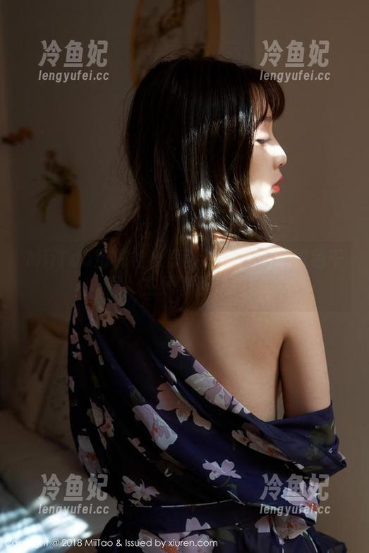 MiiTao蜜桃社-李梦婷 MiiTao蜜桃社 - 李梦婷的美图:粉色千层,在线等你来探!