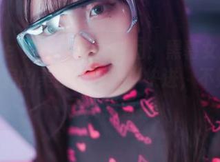 Son Ye Eun的写真时间：黑幕女王Misa，私房的美图数到五！快进，不如我自己找找看！