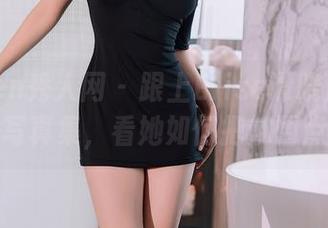 Xiuren秀人网 - 跟上Elise谭晓彤最新双人写真集，看她如何把氛围点燃。