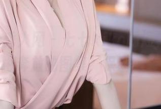 Xiuren秀人网 - 七七kiko的短裙，精选展现自由奔放的图集，保证脑袋短路！