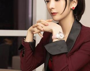 Xiuren秀人网 - 想不到居家能如此惬意，林文文的免费写真让我心生向往