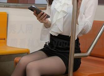 Xiuren秀人网 - 吊带写真行情火热，谁还不眨眼看林文文yooki的网盘啊？