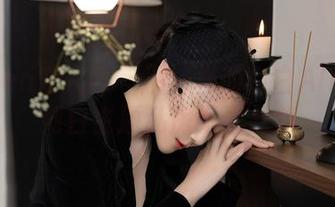 Xiuren秀人网 - 不一样的白白Alina：纯白主题私房纪录合集