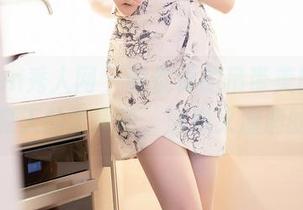 Xiuren秀人网 - 谢忱倬的吊带美图，像极了夏天的雷阵雨，洒脱又湿润的照片