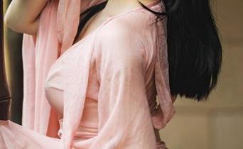 YouMi尤蜜荟 - 娜露的短裤带你飞，无圣光才真实，图包里何止这些？