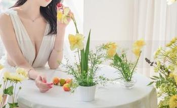 Yuna(윤아)黑丝写真，别怪我网盘占满了空间！