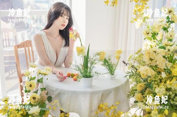 Yuna(윤아)黑丝写真，别怪我网盘占满了空间！