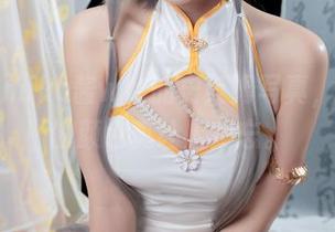 哈哈，miko酱ww的史莱姆写真，图册里的颜色真让人难忘。