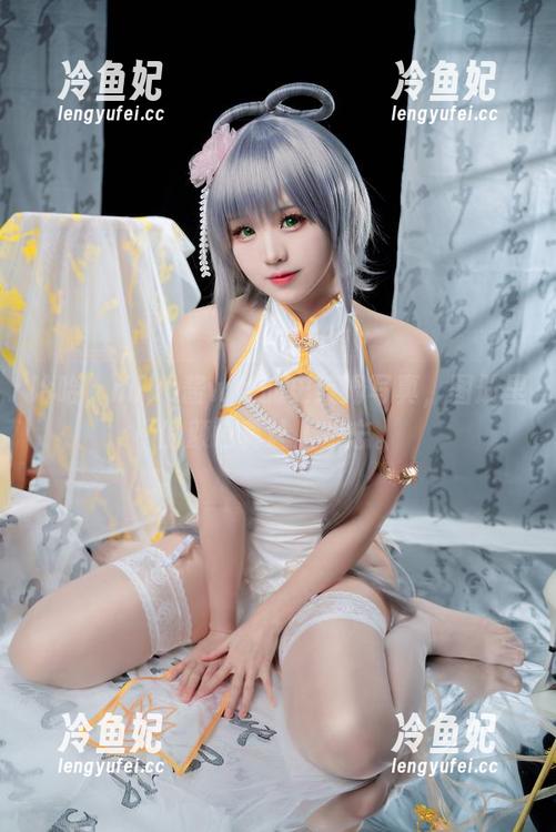 哈哈，miko酱ww的史莱姆写真，图册里的颜色真让人难忘。