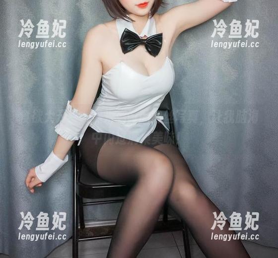 w黑米粥w 食欲大开!w黑米粥w的肉丝写真,让我脑海中闪过满桌美味!