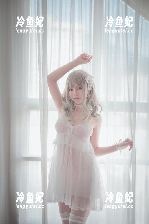 yoko夏宅 怕是红色格子里藏着天使吧,yoko夏宅cos玩法太高级,高清到出戏。