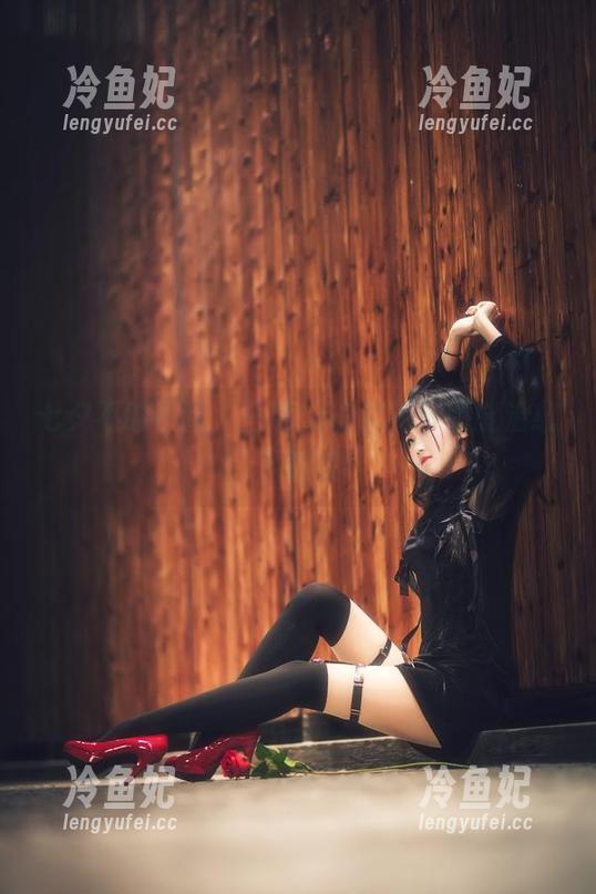 七夕不酸不甜，三度_69自拍套图能治愈，下载哦！