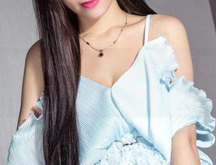 克拉女神 - 妮子把裤里丝穿出新高度，免费图片等你来瞧！