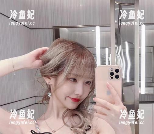 啾小妍的暗夜猫女时光——美图分享，话说暗夜拍照只要不被抓到就行吧？