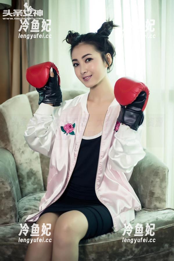 头条女神 - 女友系列：大悦悦的写真资源，让你一秒变小剧场！