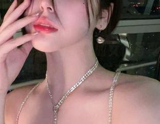 微密圈 - 奔跑的晶骡儿的女仆写真合集，没想到她竟是这样迷人！