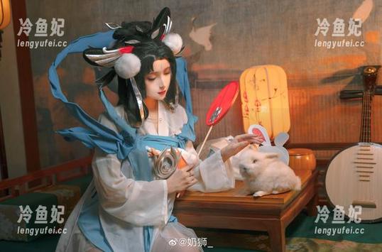 奶狮不咬人 哦,奶狮不咬人这白色定制,果然是要人命的作品,真服了。