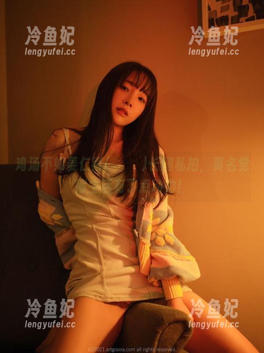 鸡汤不如姜仁卿(강인경)长腿私拍，莫名觉得生活有了点动力！