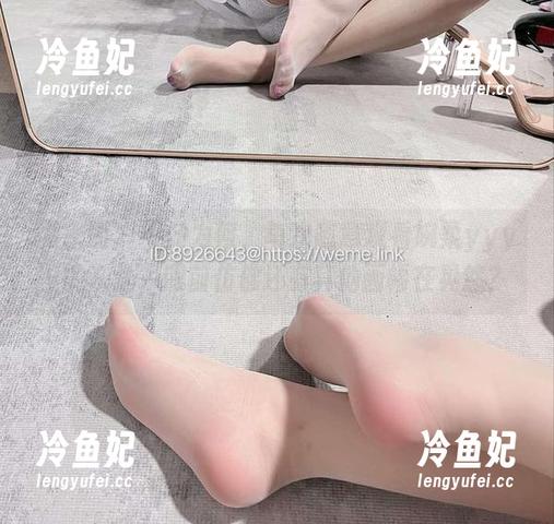 婉柔yyyy 微密圈 - 不知为何,每次随意观看婉柔yyyy的灰丝,眼前仿佛还有其他画幅在晃悠?