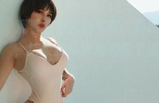 微密圈 - 观看宋昱欣的写真，明明是主题“女友”，结果我却琢磨她是个怎样的闺蜜。