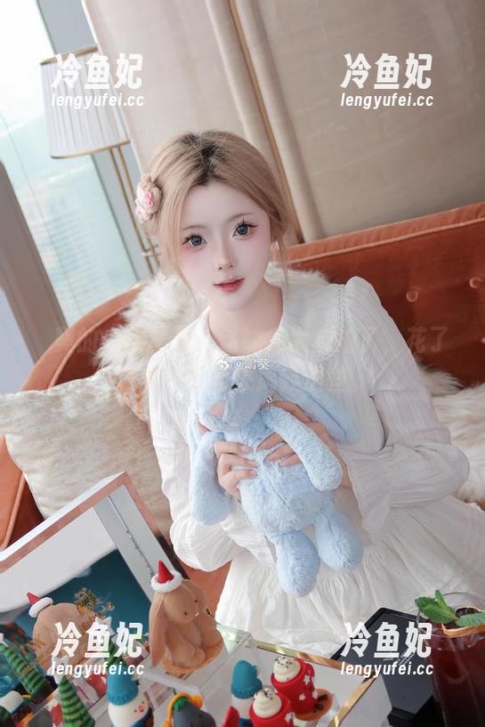 嶋葵的少女图包：这妹纸太会拍了，花了我不少时间来捣鼓这些。