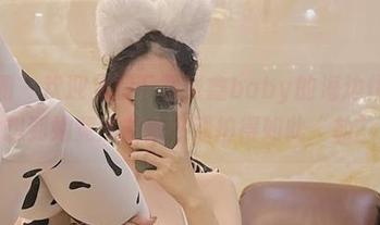 微密圈 - 欢迎免费下载张鑫baby的海边作品，没想到她竟然能把沙滩拍得如此“盐”！