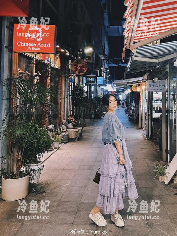 御子Yumiko 打破常规,御子Yumiko的皮衣定制写真:我说了我喜欢就行!