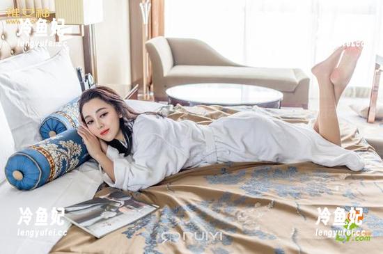 推女神-莫晓茜sunny 推女神 - 哎呀,莫晓茜sunny运动作品集下载中——她的运动身姿,你永远也没见过的角度!