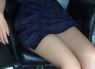 推女郎 - 夏婉婉放飞云端，在线空姐写真，带你查收“心灵餐点”。