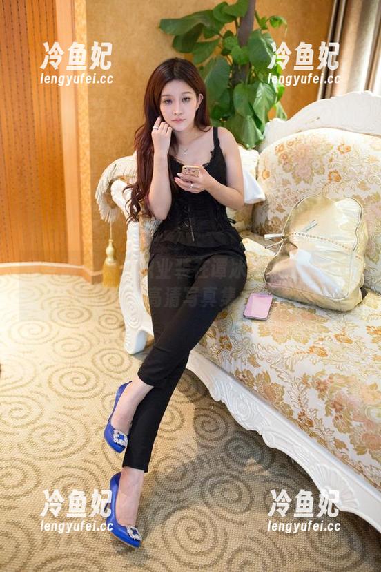 推女郎-谭冰 推女郎 - 看!职业装在谭冰身上给了我多少新解读?高清写真集大胆挑战!