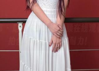 推女郎 - 赵惟依的奶牛视频在线观看，私拍合集考验我的忍耐力！