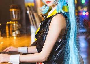 无筝ryou的写真，姐姐也能成最亮的星？