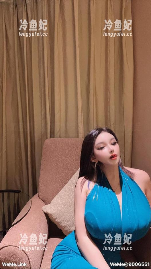 梦露veronica 微密圈 - 免费欣赏梦露veronica的美足作品,靠,这双脚是不是太“会撩”了?