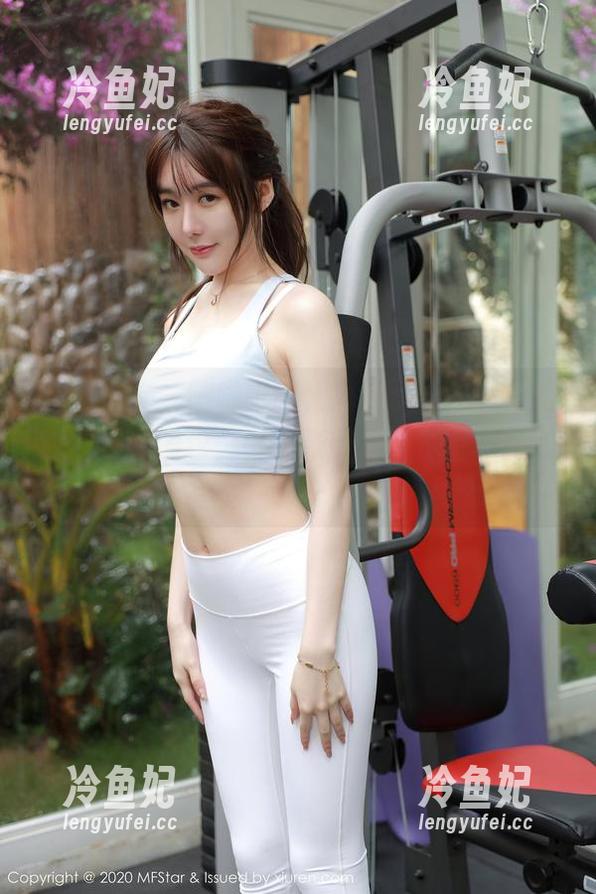 模范学院-唐琪儿Beauty 模范学院 - 吧啦吧啦,唐琪儿Beauty的校园写真图包,每一张都不想跳过,扎心了~