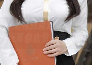 模范学院 - 那幅教育意味十足的原图：栗子Riz带你欣赏教室里的图片