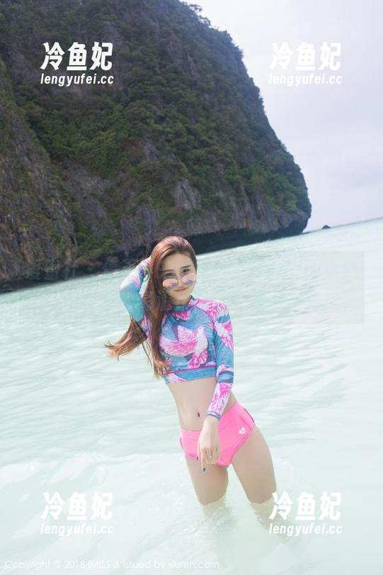 爱蜜社-Angela小热巴 爱蜜社 - 停不下来的目光,Angela小热巴美脚的高清作品让人眼前一亮