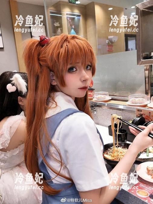 特软儿Sona 是谁家的巫女?特软儿Sona的美图让我多看了几遍~