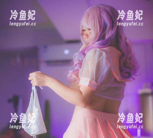 甜糖大魔王 在线等资源?快来看甜糖大魔王的粉色兔兔,简直不能再甜了!