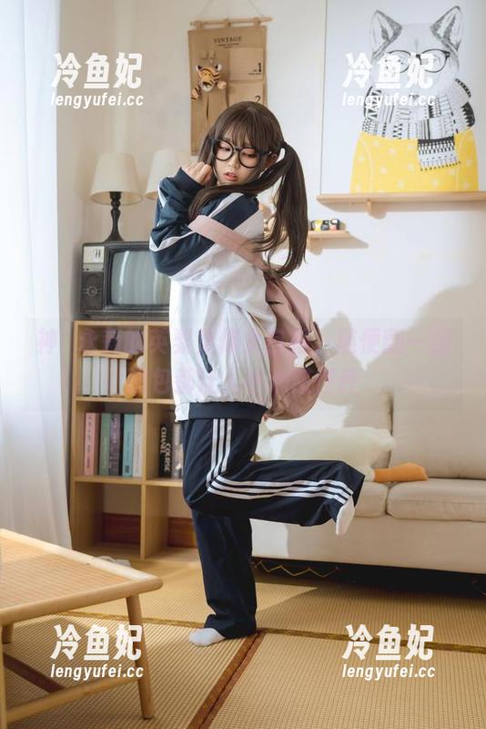 神沢永莉 神沢永莉的英梨梨修女自拍,随便翻一翻图包都让人小心脏怦怦