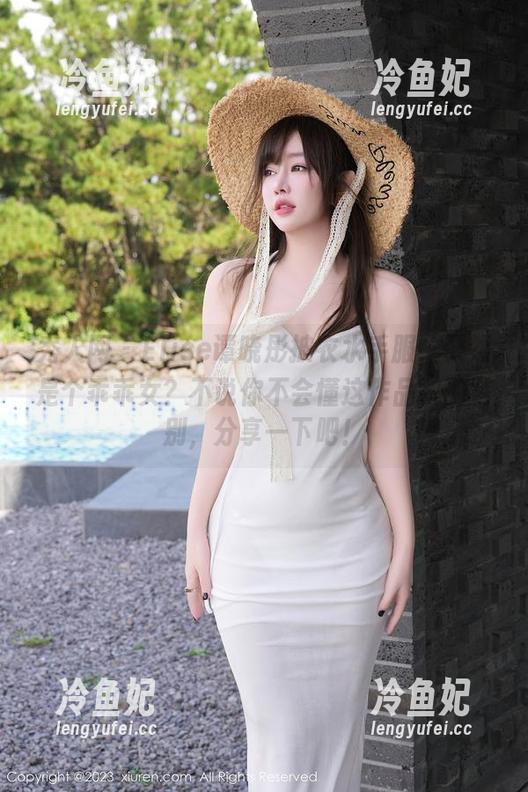 秀人网-Elise谭晓彤 秀人网 - Elise谭晓彤披衣水手服,果然是个乖乖女?不说你不会懂这作品集的特别,分享一下吧!