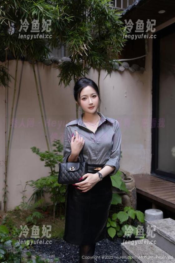 秀人网 - HeyuZhang婚纱写真：来看我像不明觉厉的新娘！