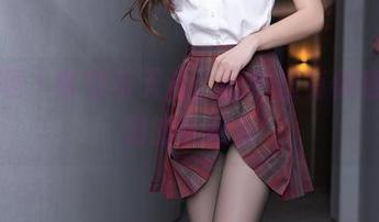 秀人网 - 凯竹与天台，图包里有你意想不到的玩意儿