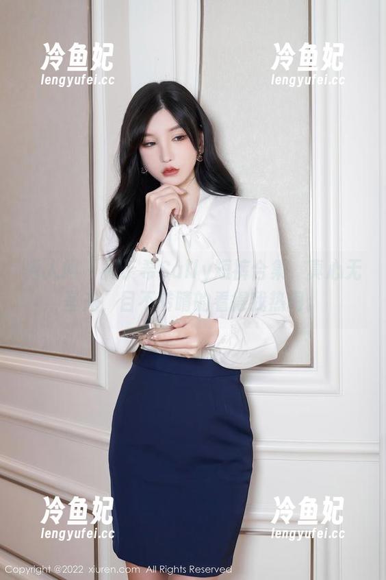 秀人网-周于希Sally 秀人网 - 周于希Sally短裤合集,真心无圣光,目不转睛的看得我热闹。