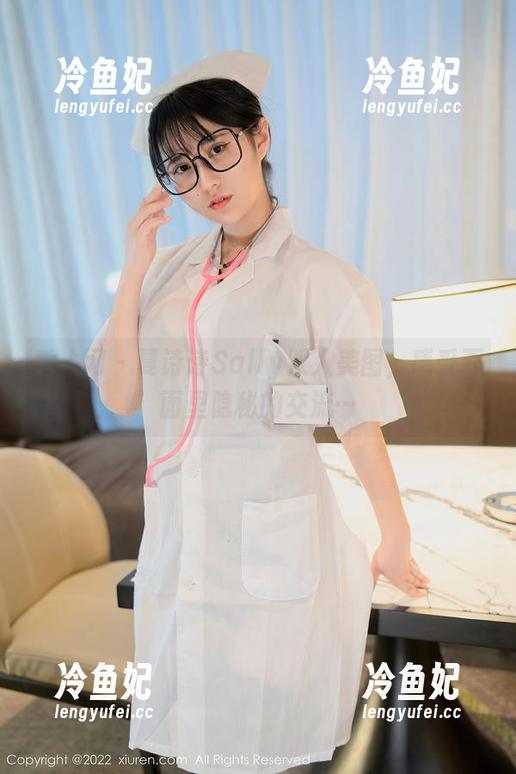 秀人网 - 夏诗诗Sally双人美图，感受画面里隐秘的交流…