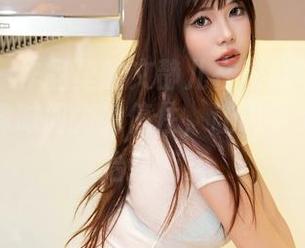 秀人网 - 作品里的文静儿在和服中翩然起舞，好像时间为她停住，让思绪无意间开始漫游。