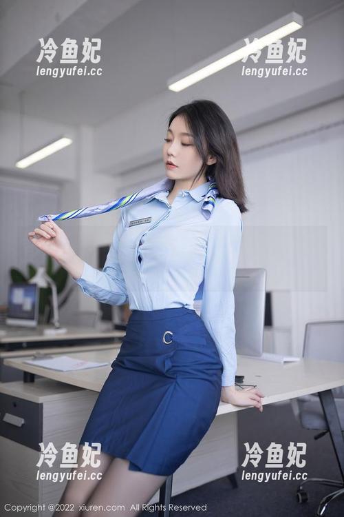 秀人网-葛征Model 秀人网 - 套图乐趣,葛征Model教你怎样让长腿成为焦点!