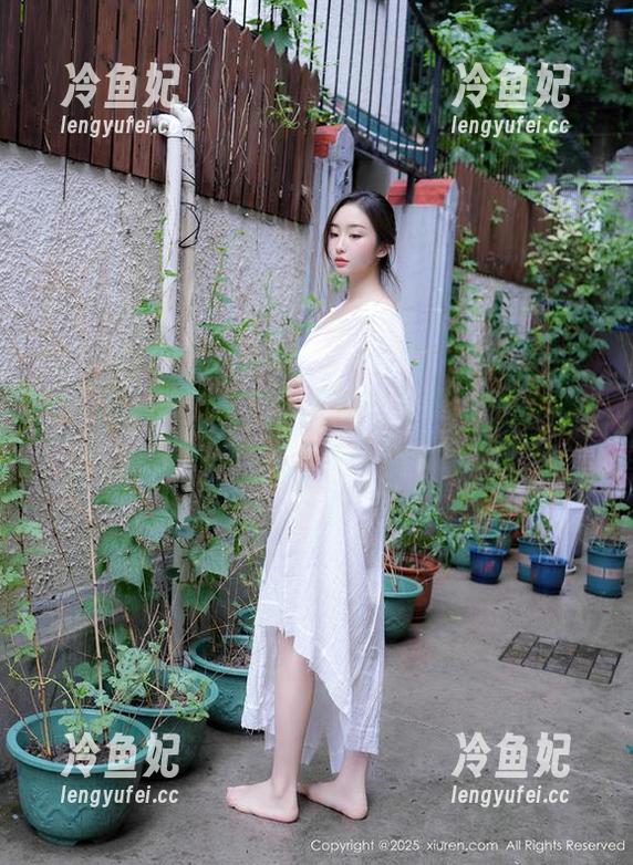 秀人网-静颜宁 秀人网 - 啥?静颜宁在浴缸里更新套图了?下水前请确保有观众!