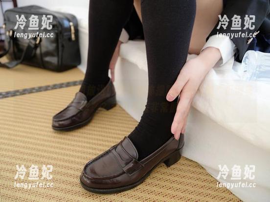 紧急企划-樱可 紧急企划 - 原图放送!樱可的体操服还能如此“低调奢华”?我也是信非常服~